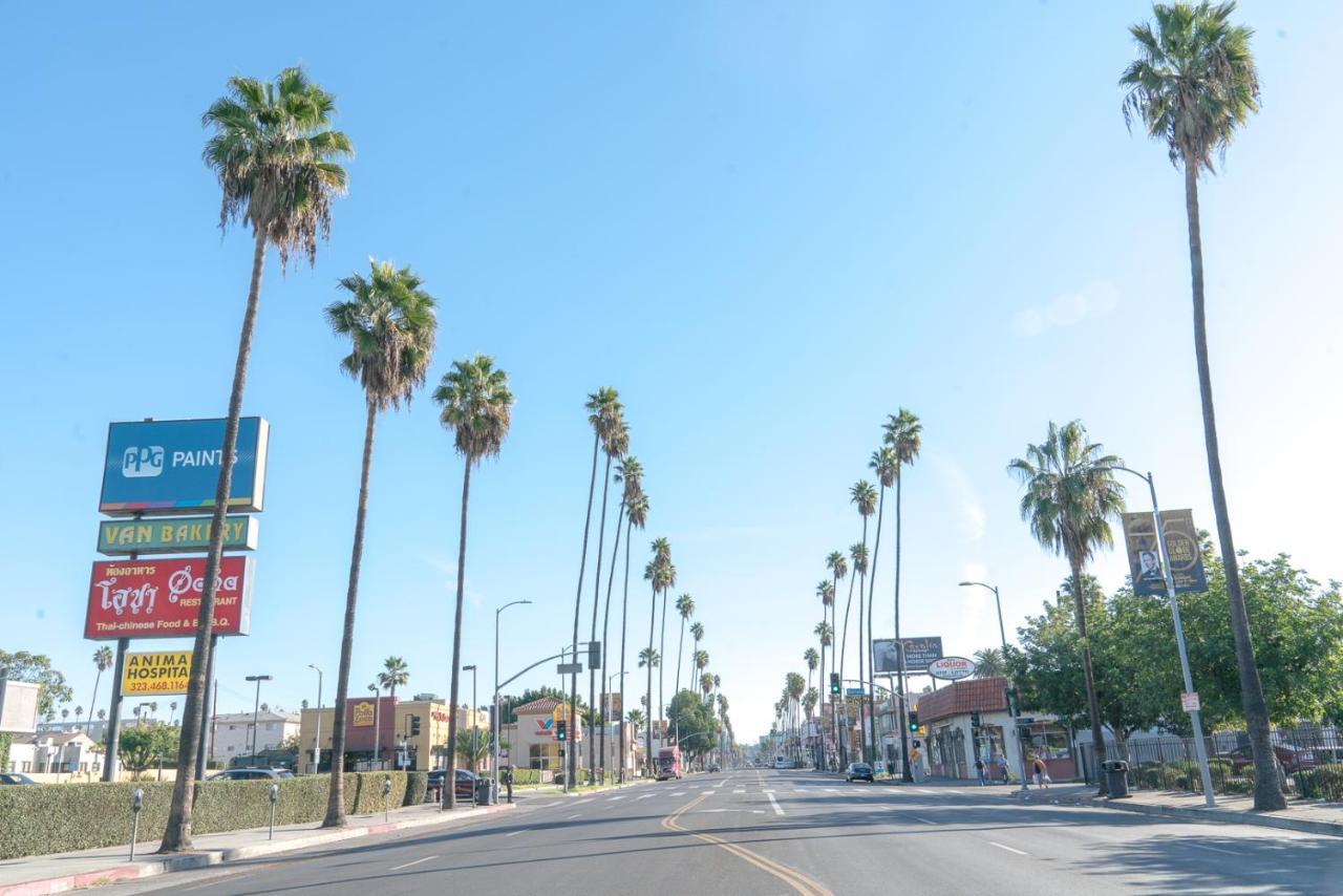 Cozy Hollywood Get Away Bed & Breakfast Los Angeles Exterior photo